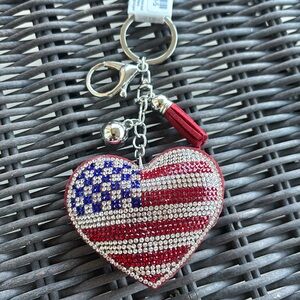 NWT USA heart keychain